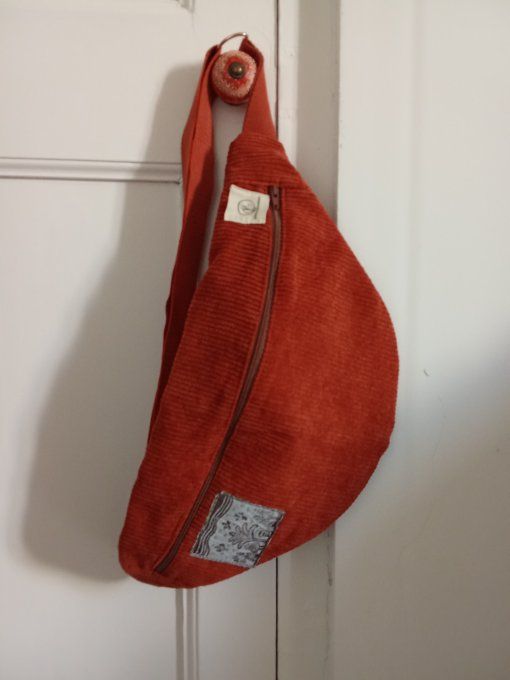 Sac banane upcyclé velours Terracotta