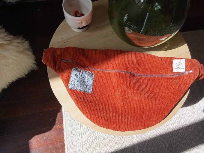 Sac banane upcyclé velours Terracotta