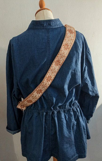 Sac banane vintage upcyclé imprimé bleu et crème 