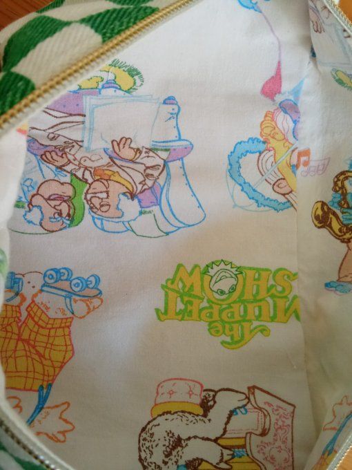 Sac banane upcyclé à carreaux vert et blanc